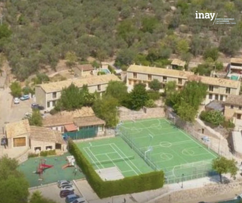 Instalación fotovoltaica en el polideportivo municipal de Fornalutx